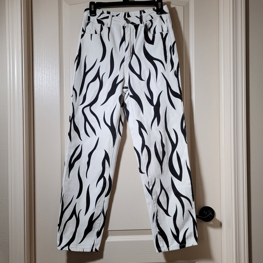 Women's High Waisted Denim Printed Pants in Black and White Size XS